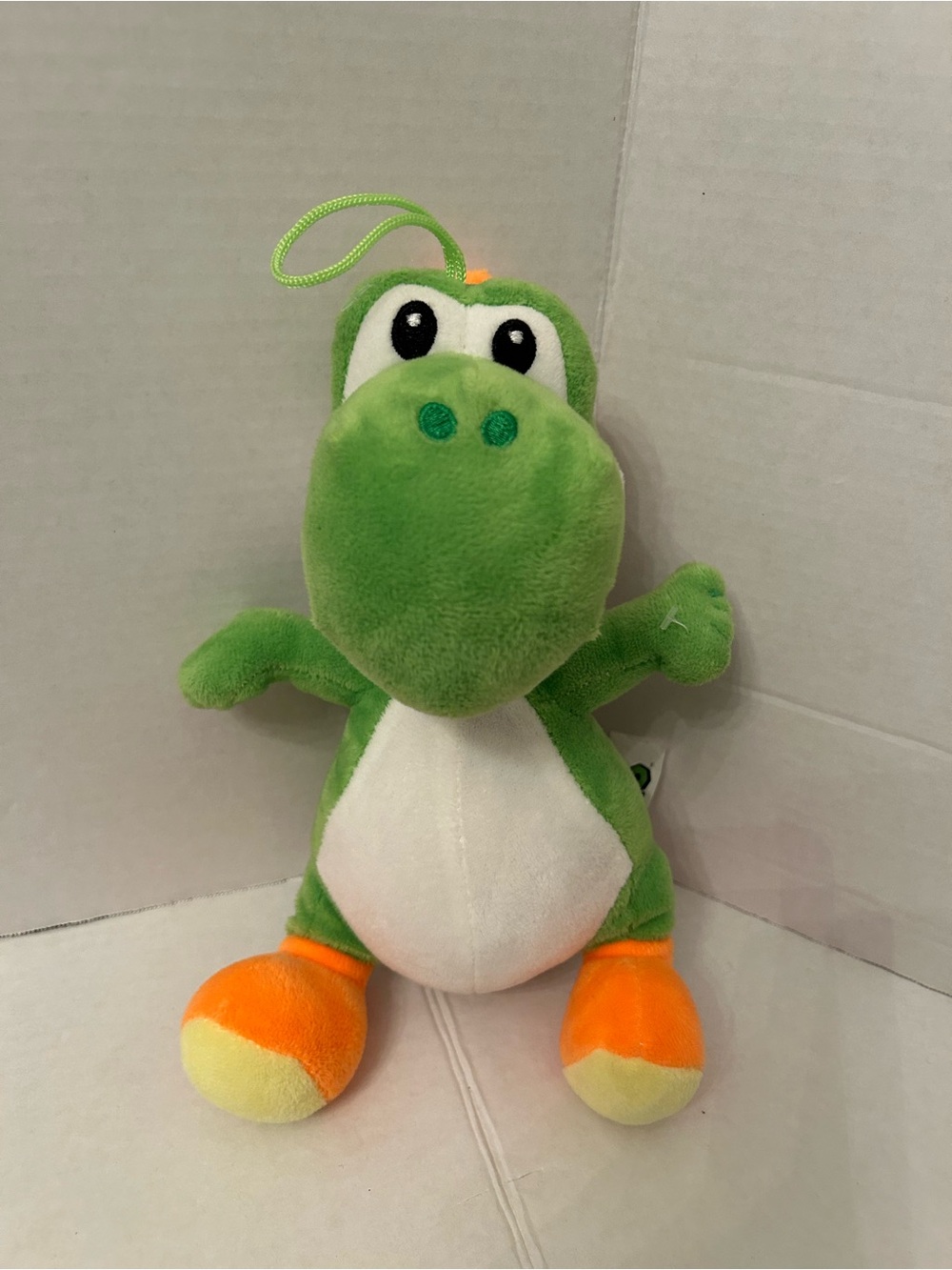 Nintendo Super Mario
Brothers Green Yoshi
